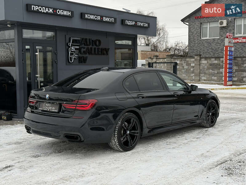 Седан BMW 7 Series 2016 в Ровно фото 10 Седан BMW 7 Series 2016 в Ровно