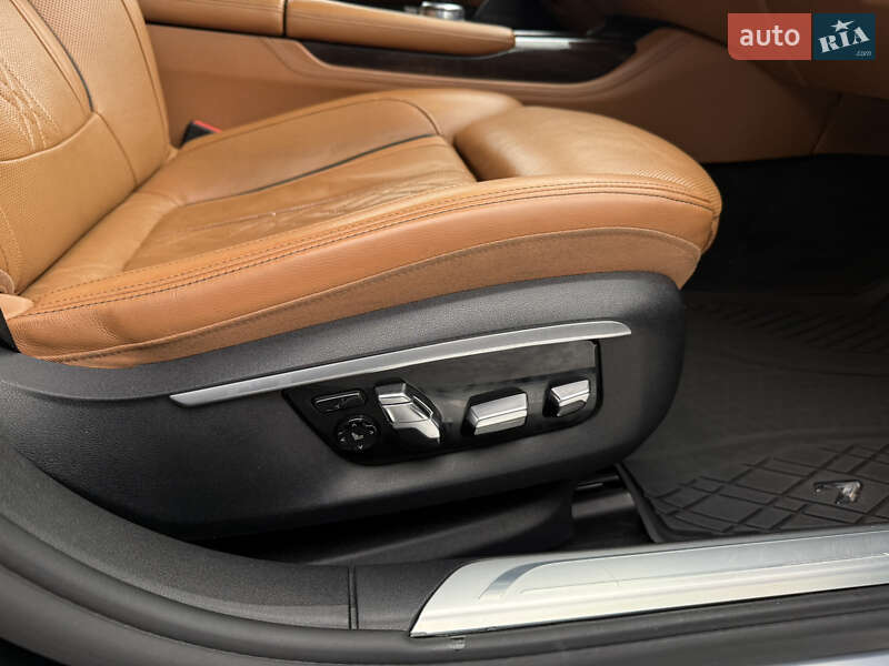 Седан BMW 7 Series 2016 в Ровно фото 28 Седан BMW 7 Series 2016 в Ровно