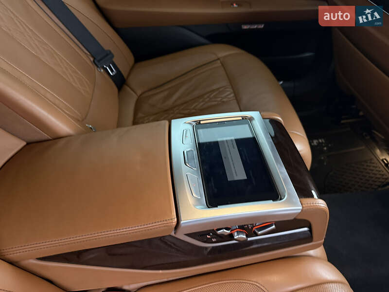 Седан BMW 7 Series 2016 в Ровно фото 32 Седан BMW 7 Series 2016 в Ровно