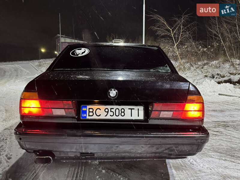 Седан BMW 7 Series 1987 в Львове