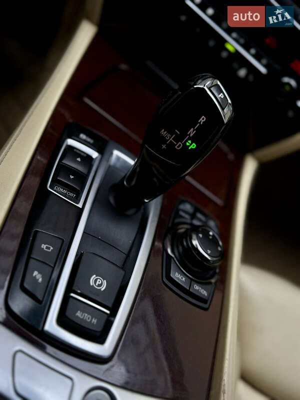 Седан BMW 7 Series 2010 в Хмельницькому