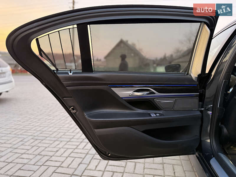 Седан BMW 7 Series 2018 в Одесі фото 15 Седан BMW 7 Series 2018 в Одесі