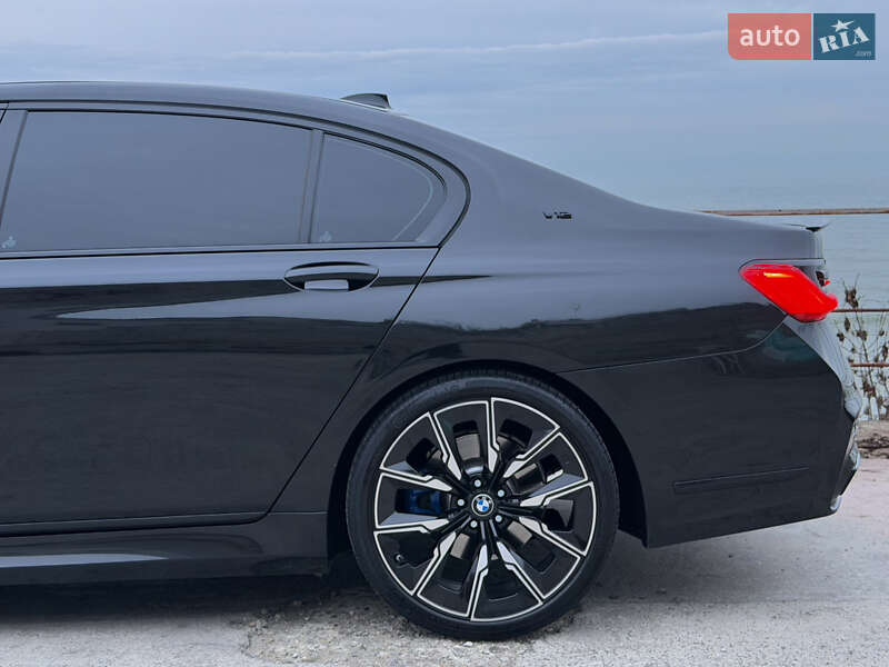Седан BMW 7 Series 2018 в Одесі фото 8 Седан BMW 7 Series 2018 в Одесі