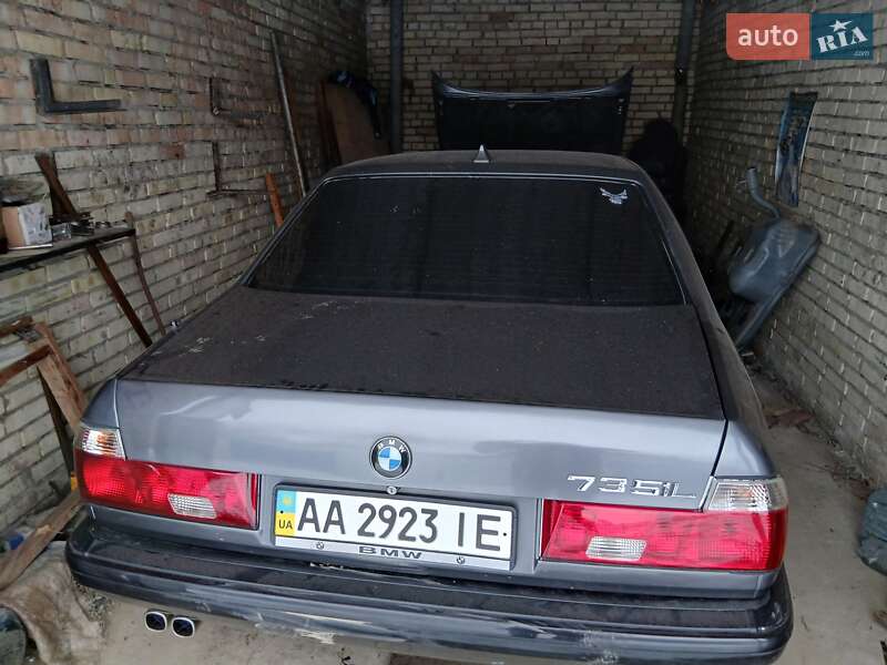 BMW 7 Series 1988 BMW 7 Series 1988