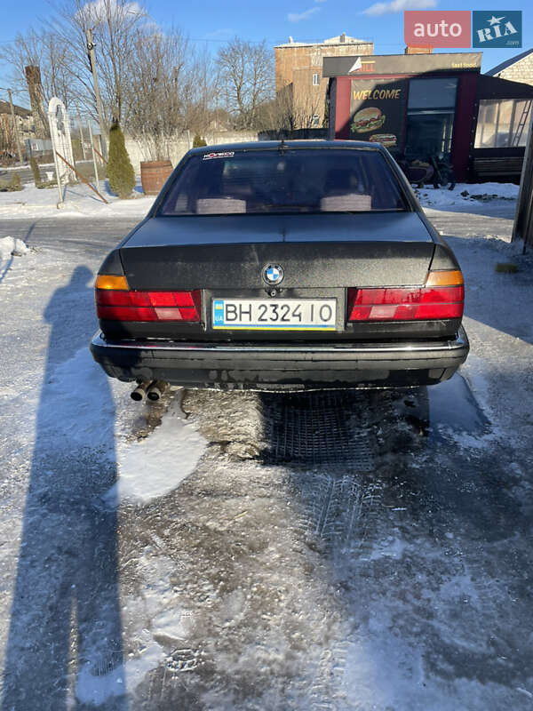 BMW 7 Series 1988