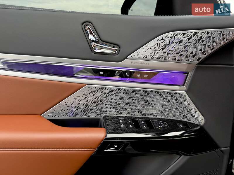 Седан BMW 7 Series 2023 в Киеве