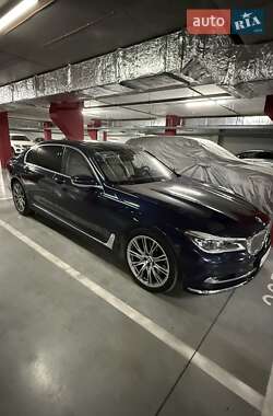 Седан BMW 7 Series 2017 в Днепре