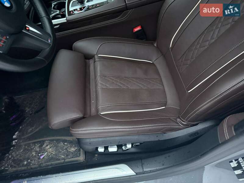 Седан BMW 7 Series 2022 в Киеве фото 10 Седан BMW 7 Series 2022 в Киеве