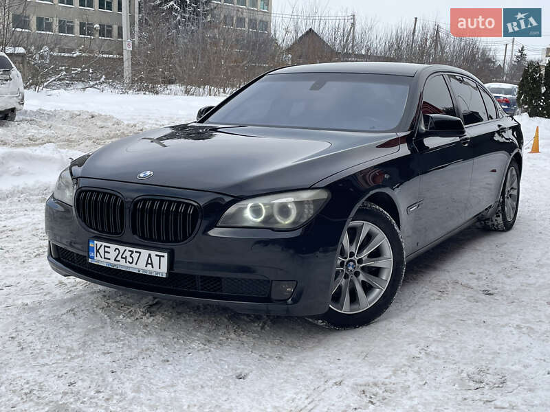 BMW 7 Series 2011