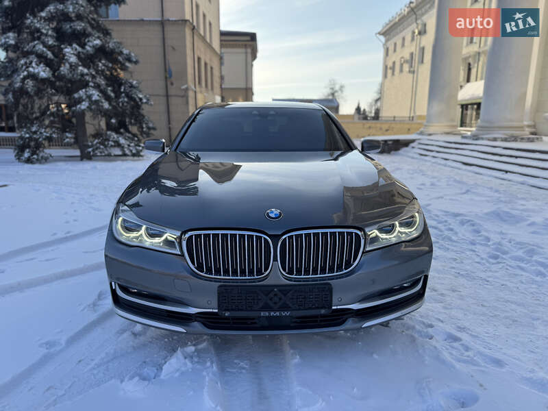 BMW 7 Series 2016