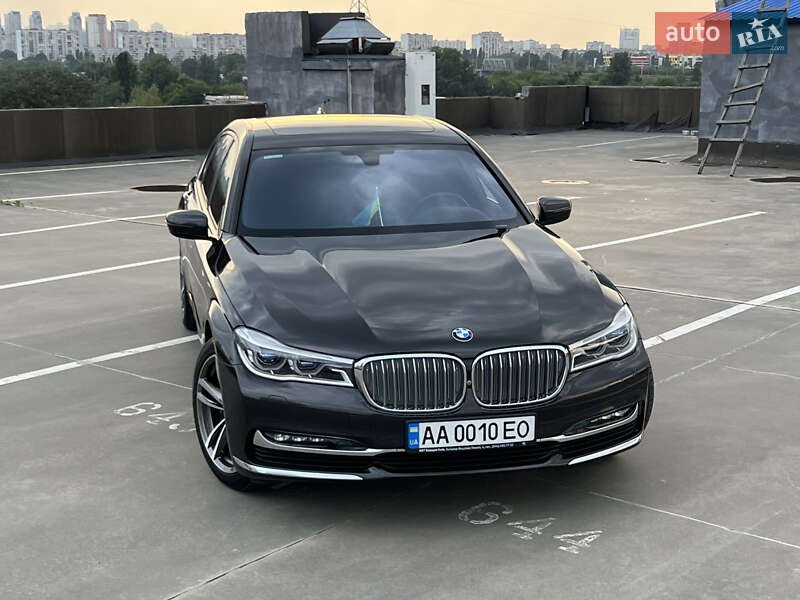 Седан BMW 7 Series 2016 в Киеве