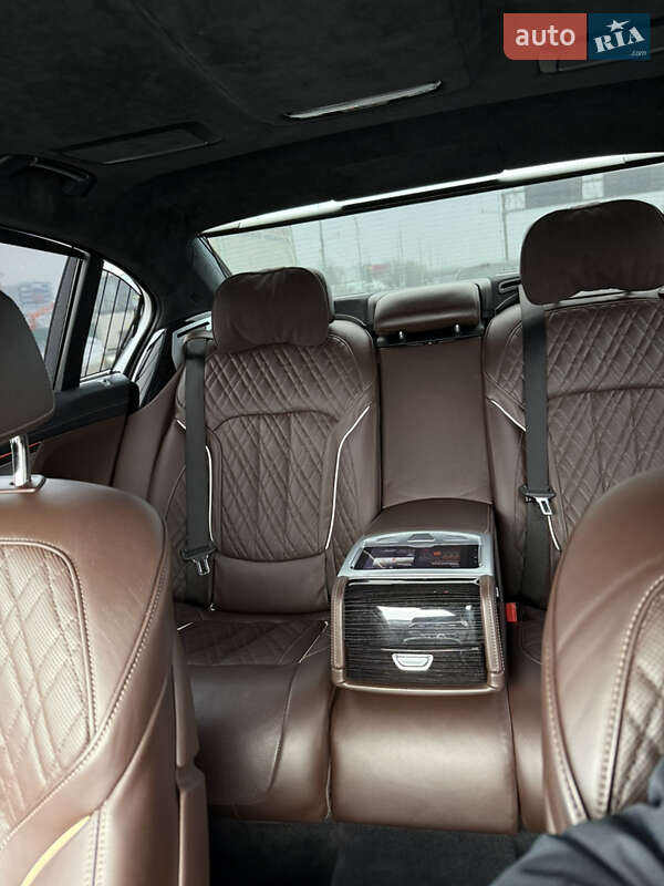Седан BMW 7 Series 2021 в Киеве
