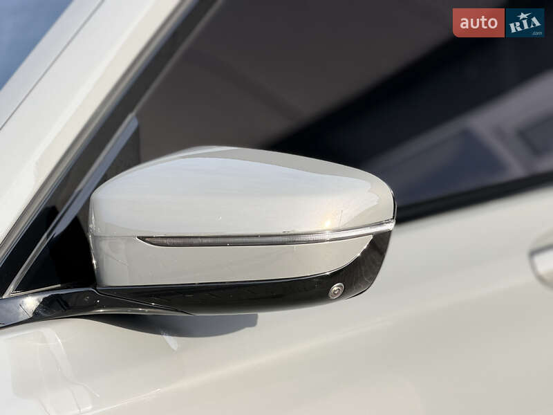 Седан BMW 7 Series 2021 в Мукачево