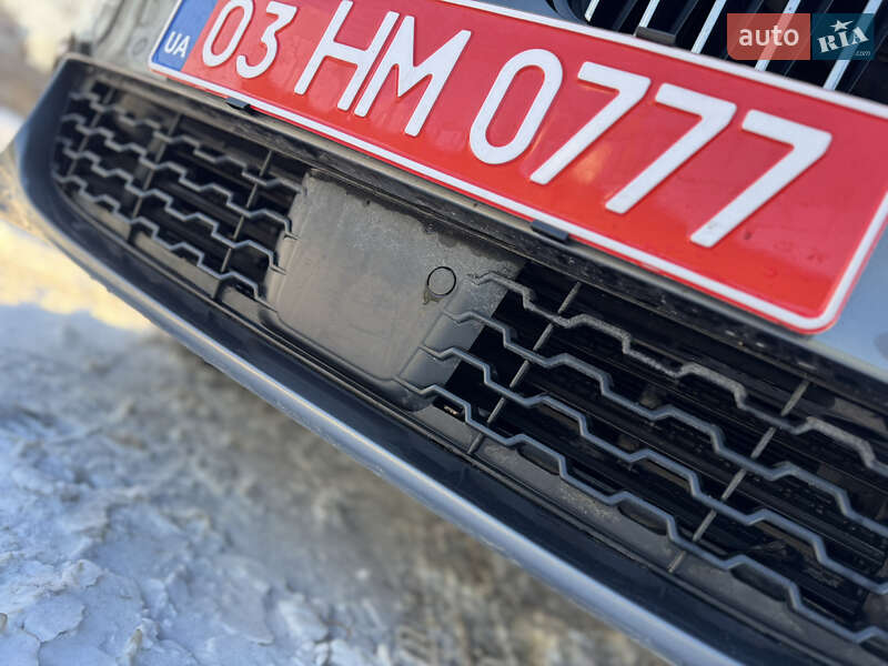 Седан BMW 7 Series 2016 в Ровно