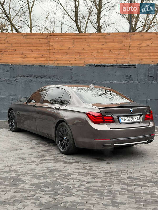 Седан BMW 7 Series 2012 в Киеве