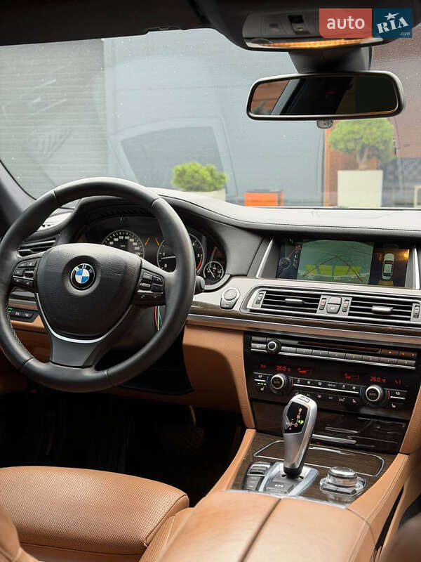 Седан BMW 7 Series 2012 в Киеве