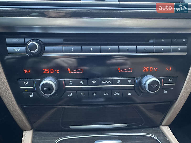 Седан BMW 7 Series 2012 в Киеве