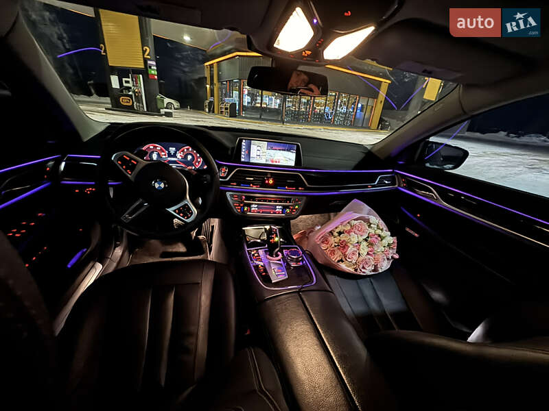 Седан BMW 7 Series 2016 в Киеве