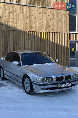 Седан BMW 7 Series 2000 в Львові