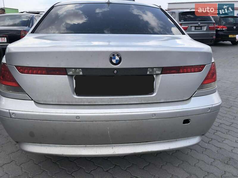 Седан BMW 7 Series 2002 в Самборе
