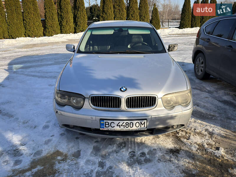 Седан BMW 7 Series 2002 в Самборе