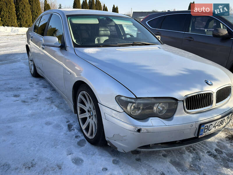 Седан BMW 7 Series 2002 в Самборе