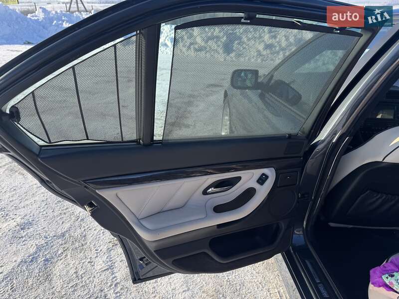 Седан BMW 7 Series 2001 в Ровно