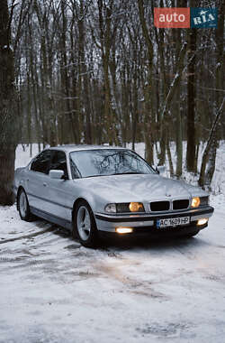 Седан BMW 7 Series 1995 в Луцке