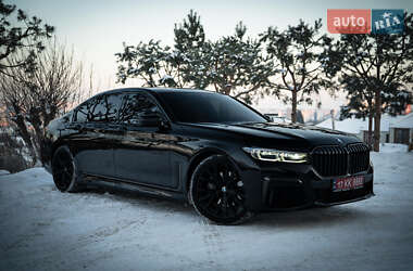 Седан BMW 7 Series 2020 в Черновцах
