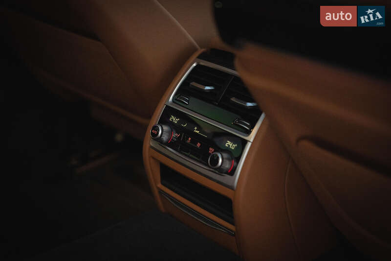 Седан BMW 7 Series 2020 в Черновцах фото 33 Седан BMW 7 Series 2020 в Черновцах