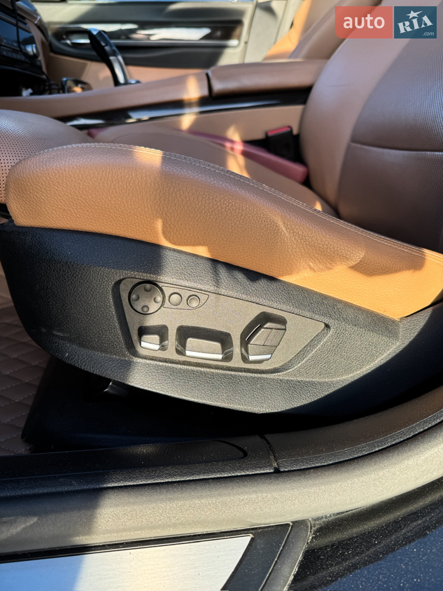 2012 BMW 7er - мініатюра 23