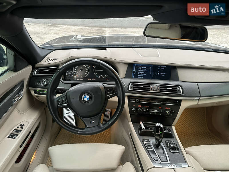 Седан BMW 7 Series 2010 в Хмельницком