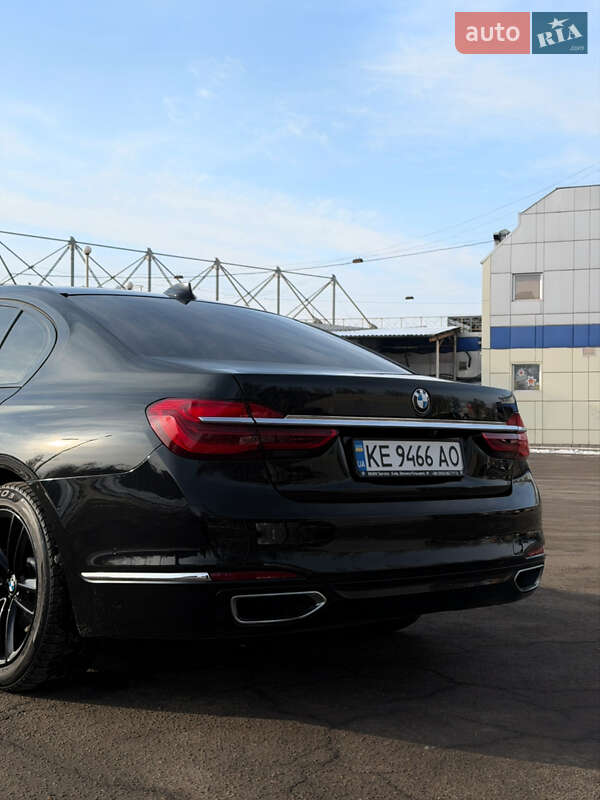 Седан BMW 7 Series 2017 в Кривом Роге фото 3 Седан BMW 7 Series 2017 в Кривом Роге