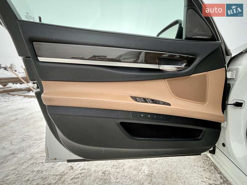 Седан BMW 7 Series 2015 в Львове фото 38 Седан BMW 7 Series 2015 в Львове