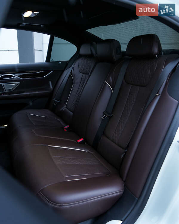 Седан BMW 7 Series 2022 в Киеве фото 13 Седан BMW 7 Series 2022 в Киеве