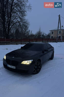 Седан BMW 7 Series 2012 в Черновцах