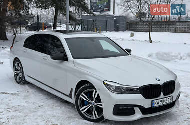 Седан BMW 7 Series 2015 в Киеве