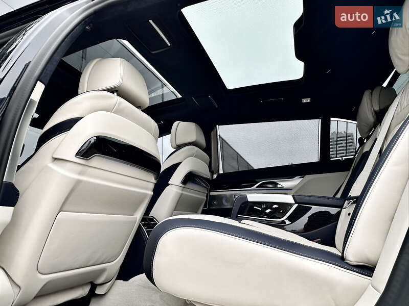 Седан BMW 7 Series 2021 в Киеве