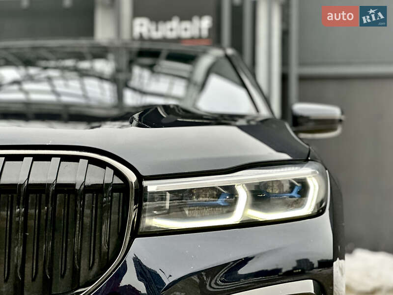 Седан BMW 7 Series 2021 в Киеве