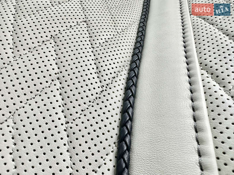 Седан BMW 7 Series 2021 в Киеве