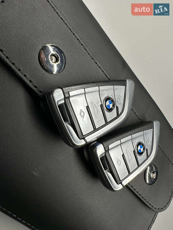 Седан BMW 7 Series 2021 в Киеве