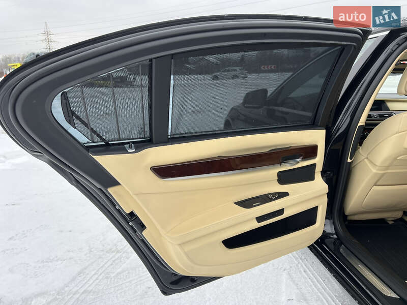 Седан BMW 7 Series 2011 в Києві фото 25 Седан BMW 7 Series 2011 в Києві