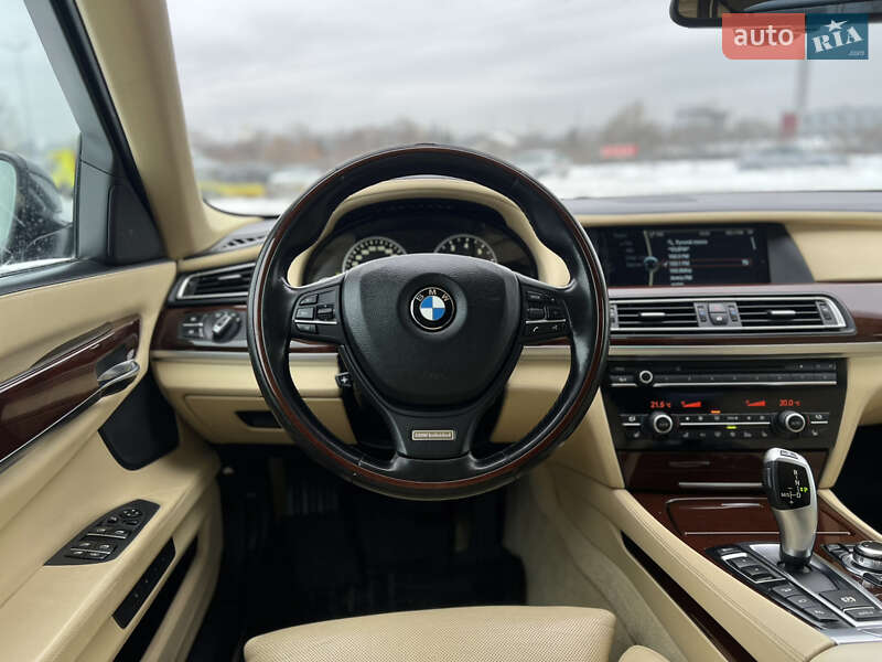Седан BMW 7 Series 2011 в Києві фото 36 Седан BMW 7 Series 2011 в Києві