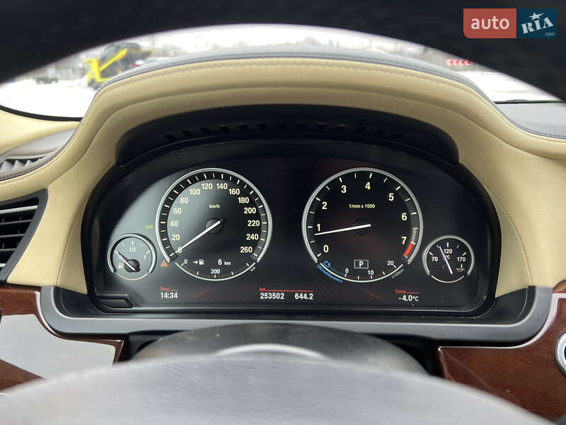 Седан BMW 7 Series 2011 в Києві фото 39 Седан BMW 7 Series 2011 в Києві