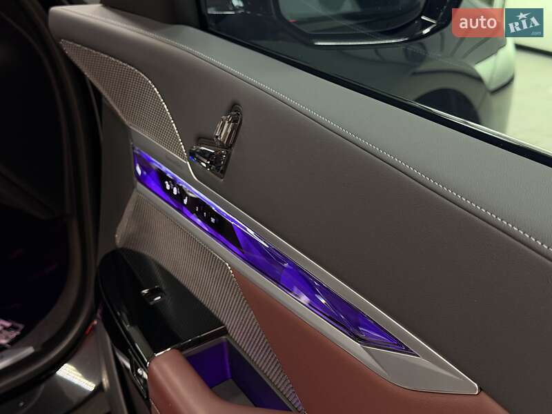 Седан BMW 7 Series 2023 в Тернополі