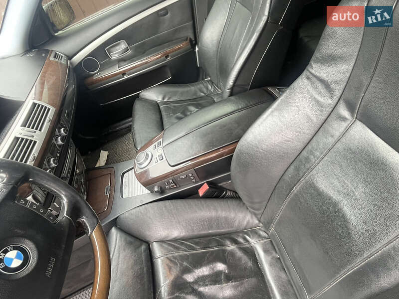 Седан BMW 7 Series 2005 в Кременчуге