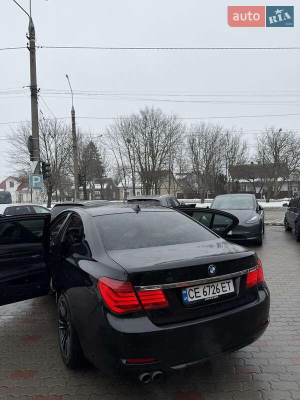 Седан BMW 7 Series 2011 в Черновцах