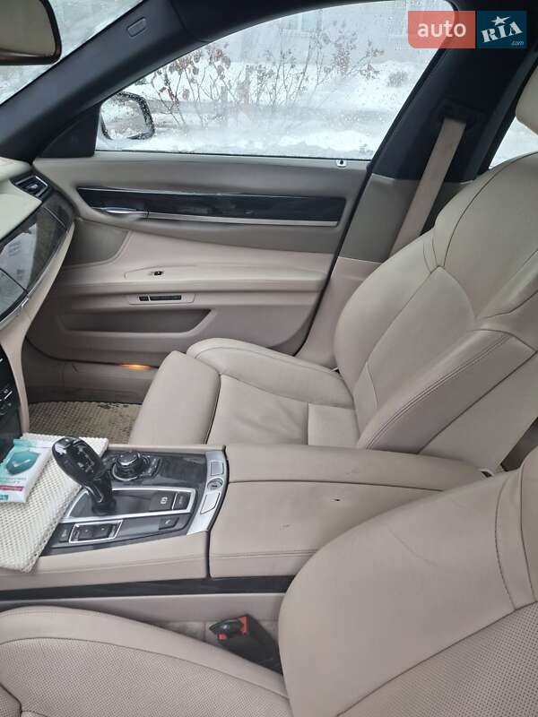 Седан BMW 7 Series 2011 в Чернигове фото 7 Седан BMW 7 Series 2011 в Чернигове