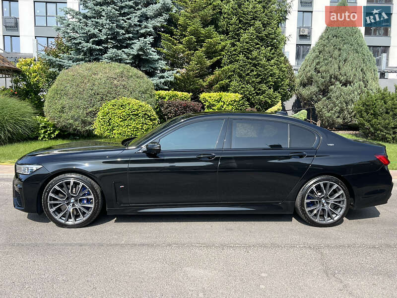 Седан BMW 7 Series 2022 в Днепре