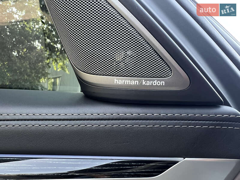 Седан BMW 7 Series 2022 в Днепре